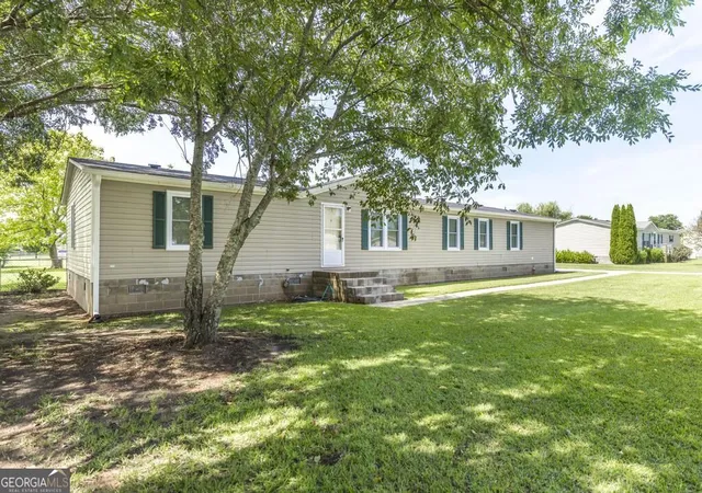 Photo 3 of Sale Pending at 309 Centennial Dr, Byron, GA 31008 | MLS# 10826456 | Listing updated on 2026-10-02