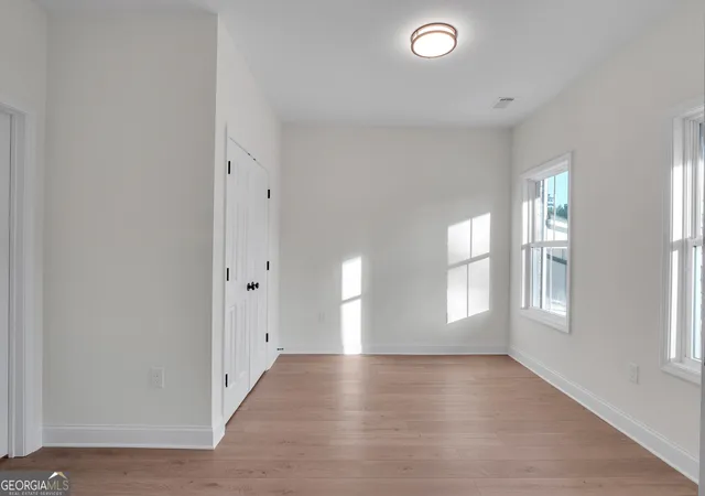 Photo 3 of Single family home for sale at 1111 Falkirk Ln, Stone Mountain, GA 30087 | MLS# 10711107 | Listing updated on 2026-09-04