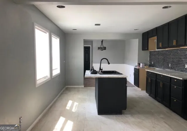 Photo 4 of Single family home for sale at 652 Moreland Ave, Macon, GA 31206 | MLS# 10824476 | Listing updated on 2026-08-26
