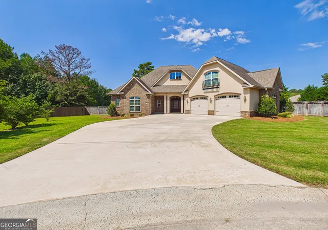 Photo 1 of Sale Pending at 309 Bridgehampton Wy, Perry, GA 31069 | MLS# 10831390 | Listing updated on 2026-09-09