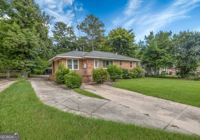 Photo 2 of Single family home for sale at 4322 Summerhill Dr, Macon, GA 31204 | MLS# 10828370 | Listing updated on 2026-09-20