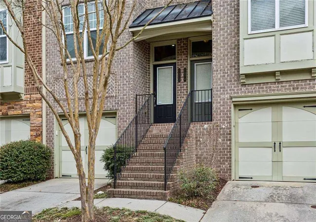 Photo 2 of Condo for sale at 1972 Cobblestone Cir Ne, Atlanta, GA 30319 | MLS# 10793608 | Listing updated on 2026-09-14