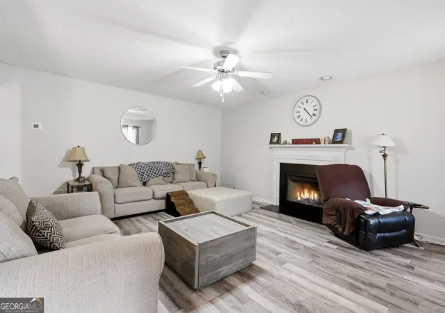 Photo 4 of Single family home for sale at 363 Barrington Dr, Hiram, GA 30141 | MLS# 10817248 | Listing updated on 2026-09-25