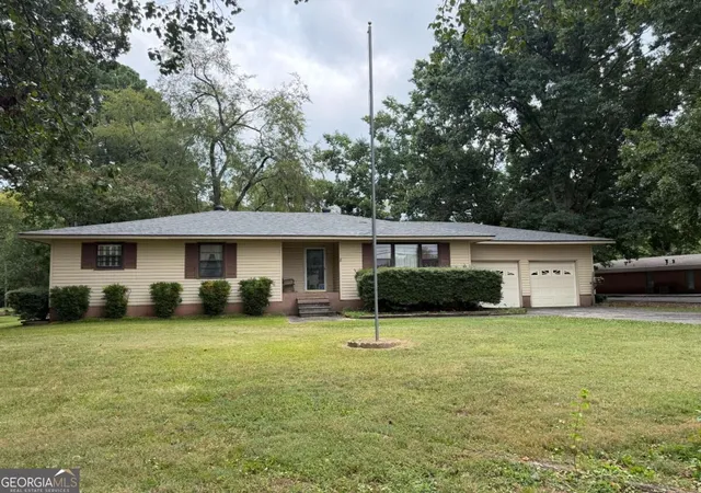 Photo 1 of Single family home for sale at 30 Rome Rd Sw, Cave Spring, GA 30124 | MLS# 10835840 | Listing updated on 2026-10-08