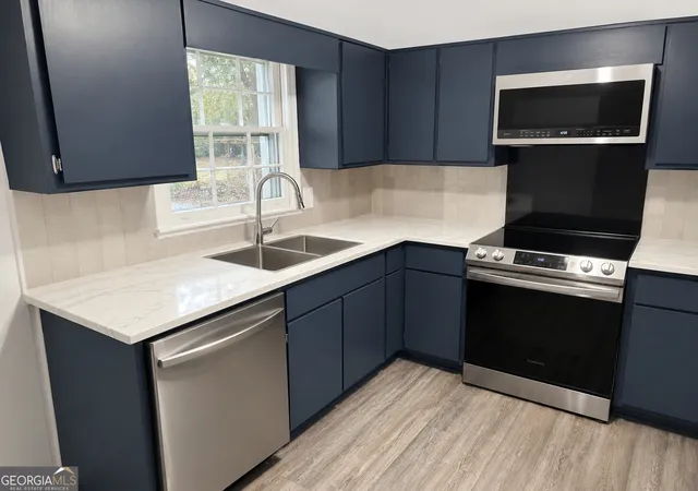 Photo 2 of Single family home for sale at 2119 Hilton Dr, Decatur, GA 30035 | MLS# 10782199 | Listing updated on 2026-08-31