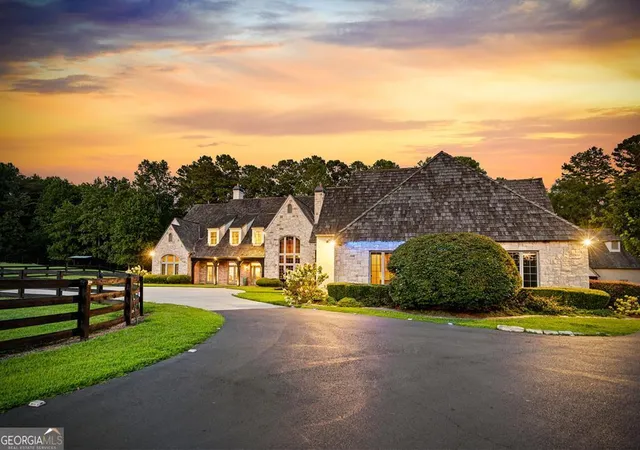 Photo 3 of Sale Pending at 640 A J Land Rd, Canton, GA 30115 | MLS# 10586492 | Listing updated on 2025-10-16