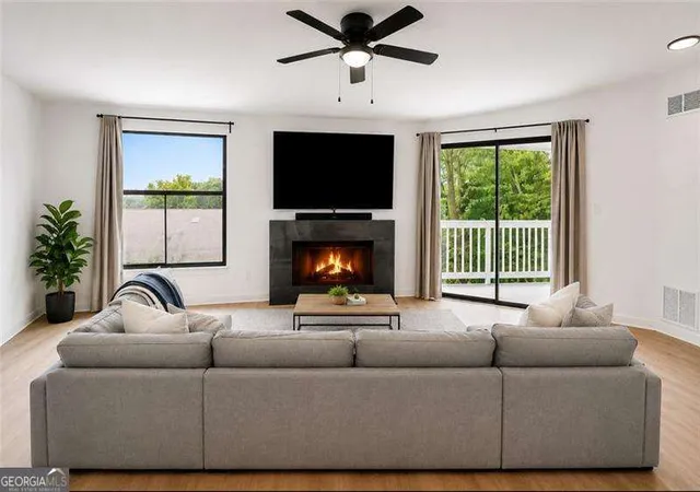 1st image of 1362 Keys Lake Dr Ne, Brookhaven, GA 30319 | MLS# 10825933