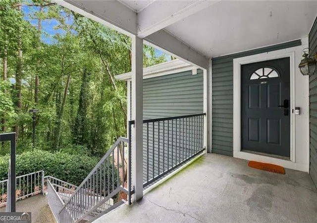 Photo 3 of Condo for sale at 1362 Keys Lake Dr Ne, Atlanta, GA 30319 | MLS# 10825933 | Listing updated on 2026-09-23