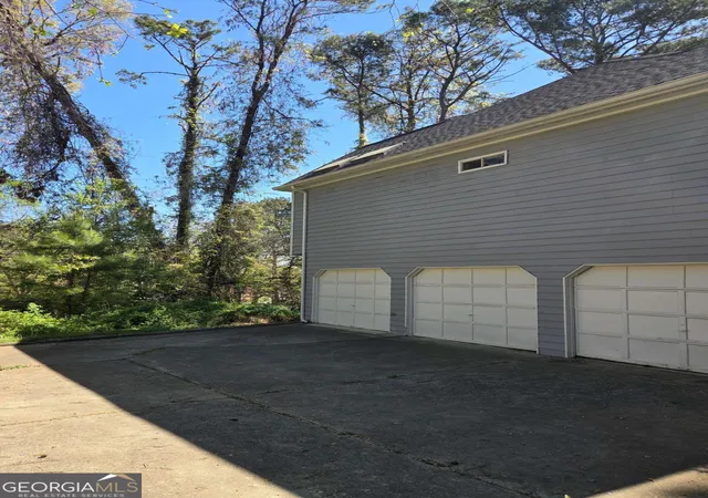 27th image of 3860 Brookview Pt, Decatur, GA 30034 | MLS# 10797900