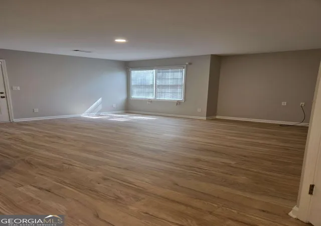 4th image of 3860 Brookview Pt, Decatur, GA 30034 | MLS# 10797900