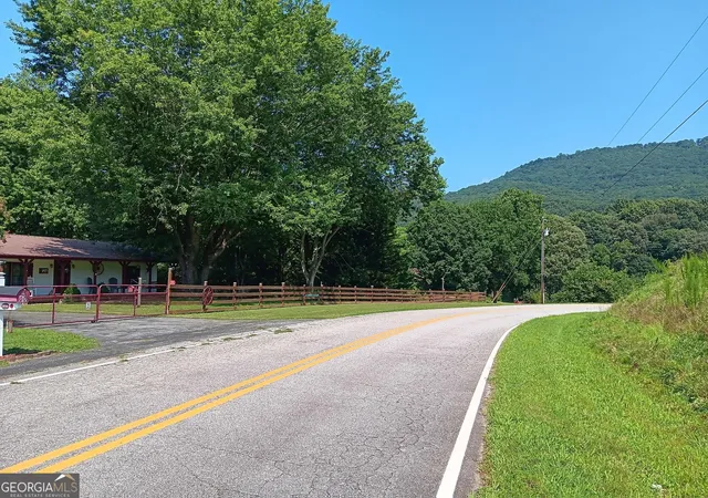 Photo 3 of Single family home for sale at 575 Turner Rd, Cleveland, GA 30528 | MLS# 10827906 | Listing updated on 2026-08-24