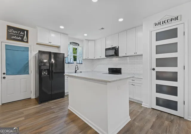 3rd image of 8290 San Jose Trl, Jonesboro, GA 30236 | MLS# 10770155