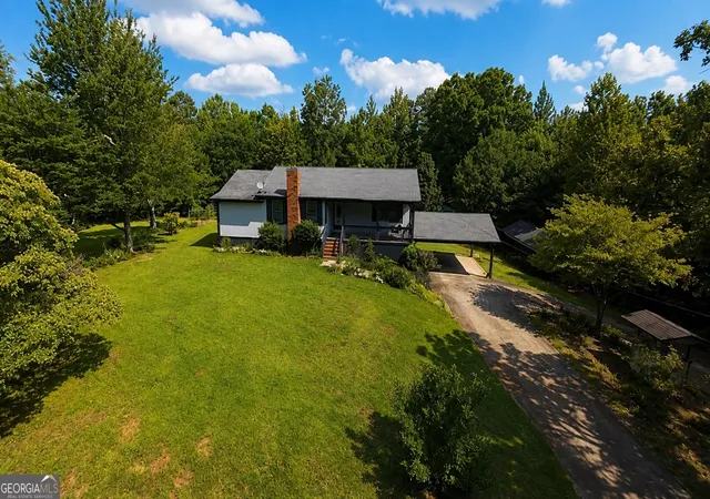 Photo 3 of Single family home for sale at 962 Willow Springs Rd, Dallas, GA 30132 | MLS# 10812765 | Listing updated on 2026-09-22