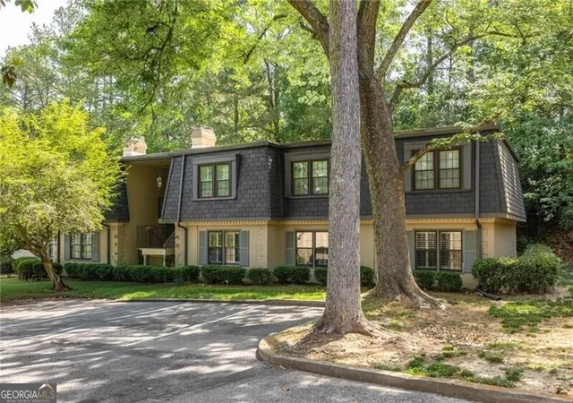 Homes for sale in Atlanta, GA | 22 Glenald Wy, Atlanta, GA 30327 | MLS# 10769303