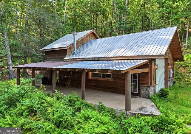 Photo 3 of Single family home for sale at 50 Pigeon Crk Rd, Blue Ridge, GA 30513 | MLS# 10808588 | Listing updated on 2026-08-01
