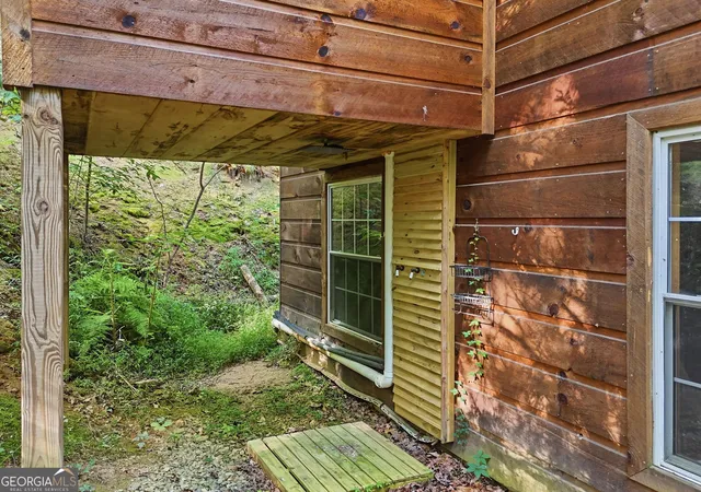 Photo 4 of Single family home for sale at 50 Pigeon Crk Rd, Blue Ridge, GA 30513 | MLS# 10808588 | Listing updated on 2026-08-01