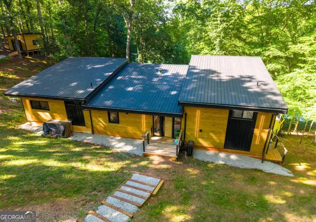 Homes for sale in Sparta, GA | 642 Susan Davis Rd, Sparta, GA 31087 | MLS# 10766394