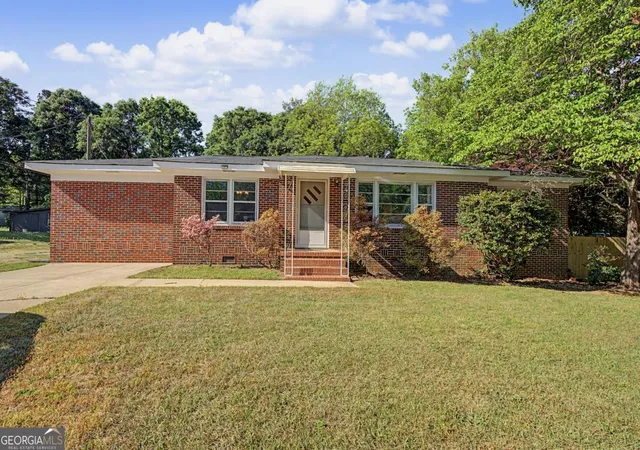 Photo 1 of Single family home for sale at 185 Northcrest Dr, Athens, GA 30601 | MLS# 10804606 | Listing updated on 2026-08-31
