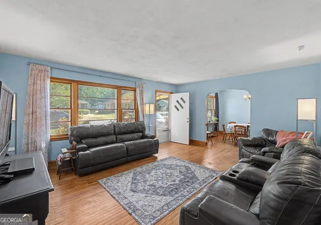 Photo 2 of Single family home for sale at 185 Northcrest Dr, Athens, GA 30601 | MLS# 10804606 | Listing updated on 2026-08-31