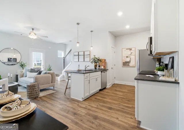 Photo 3 of Townhouse for sale at 143 Chastain Dr, Cartersville, GA 30120 | MLS# 10832628 | Listing updated on 2026-09-16