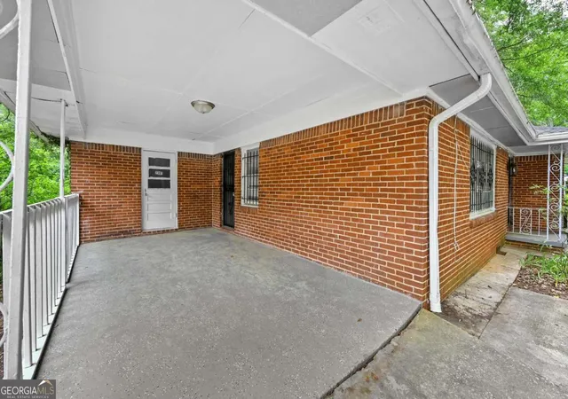 Photo 4 of Sale Pending at 2397 Tilson Rd, Decatur, GA 30032 | MLS# 10789250 | Listing updated on 2026-10-05