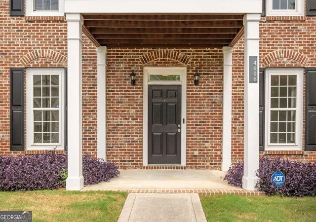 Photo 3 of Single family home for sale at 4606 Liberty Square Dr, Acworth, GA 30101 | MLS# 10822584 | Listing updated on 2026-10-10