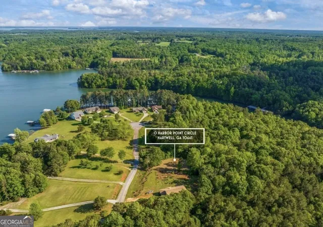 2nd image of 424 Harbor Point Cir #LOT 8, Hartwell, GA 30643 | MLS# 10798840