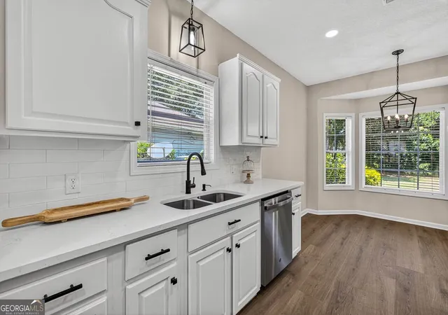 2nd image of 153 Dalton Cody Dr, Brunswick, GA 31520 | MLS# 10817898