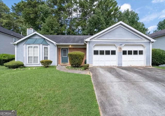 Photo 2 of Single family home for sale at 511 Barclay Ct, Stone Mountain, GA 30083 | MLS# 10826702 | Listing updated on 2026-09-17