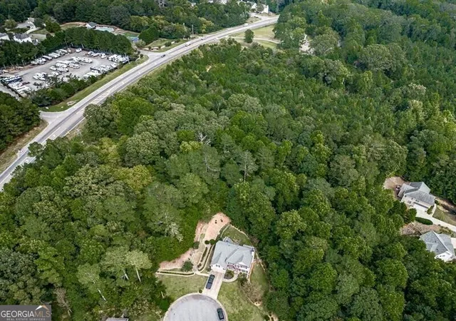 Photo 3 of Sale Pending at 7840 Knox Bridge Hwy, Canton, GA 30114 | MLS# 10205863 | Listing updated on 2026-09-07