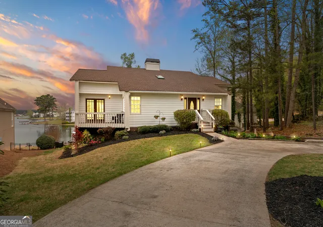 Photo 2 of Single family home for sale at 10119 Waterside Ct, Villa Rica, GA 30180 | MLS# 10719134 | Listing updated on 2026-08-11