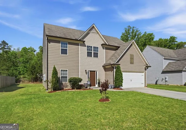 Photo 3 of Sale Pending at 17 Bartlett Dr, Cartersville, GA 30120 | MLS# 10739840 | Listing updated on 2026-09-08
