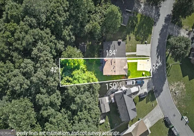 Photo 2 of Townhouse for sale at 4211 Wingfoot Ct, Decatur, GA 30035 | MLS# 10835464 | Listing updated on 2026-09-25