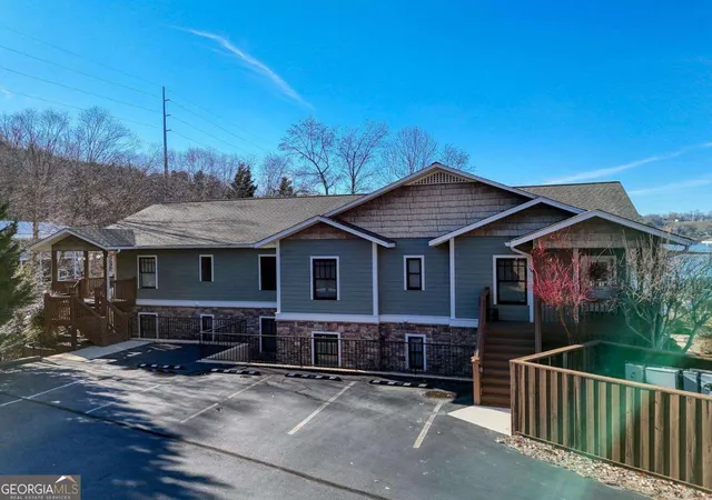 3rd image of 1405 Lakeside Rd #303, Hiawassee, GA 30546 | MLS# 10776354