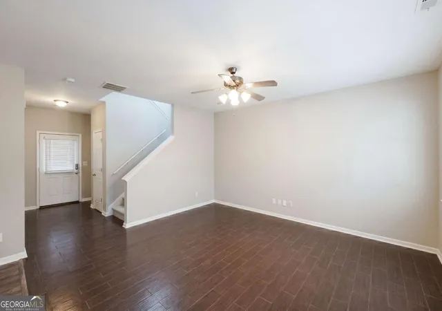 Photo 3 of Single family home for sale at 160 Paxton Pl, Newnan, GA 30263 | MLS# 10802677 | Listing updated on 2026-09-14