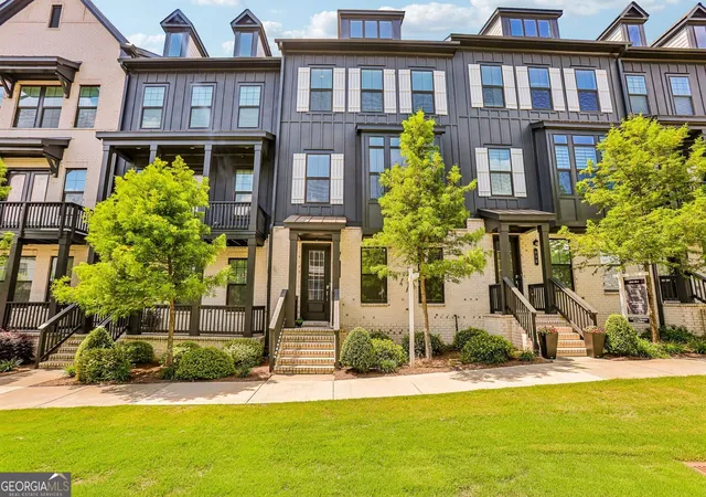 Photo 1 of Sale Pending at 933 Catamaran Ct, Alpharetta, GA 30005 | MLS# 10806023 | Listing updated on 2026-09-15