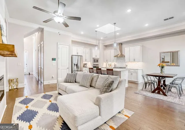 Photo 3 of Single family home for sale at 642 Stickley Oak Way, Woodstock, GA 30189 | MLS# 10709490 | Listing updated on 2026-08-31