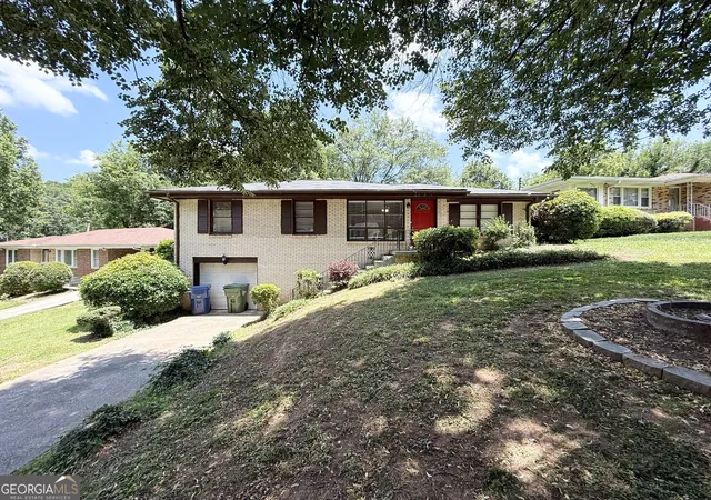 Photo 2 of Single family home for sale at 233 W Simon Ter Nw, Atlanta, GA 30318 | MLS# 10830258 | Listing updated on 2026-10-03