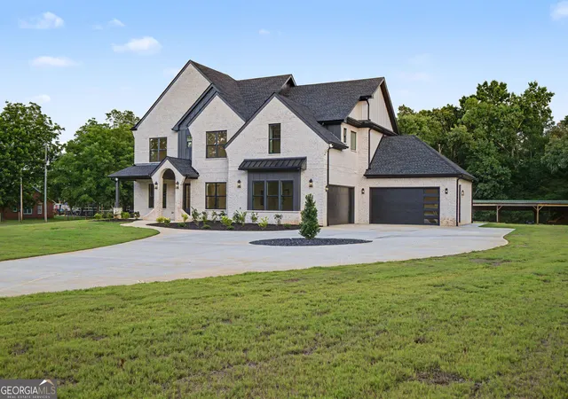 Photo 2 of Single family home for sale at 931 Stewart Rd, Monroe, GA 30655 | MLS# 10797497 | Listing updated on 2026-08-28