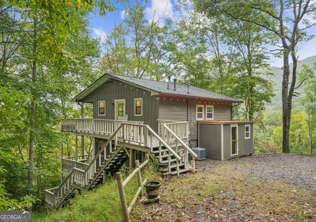 Photo 2 of Single family home for sale at 4113 White Oak Dr, Hiawassee, GA 30546 | MLS# 10806317 | Listing updated on 2026-09-12