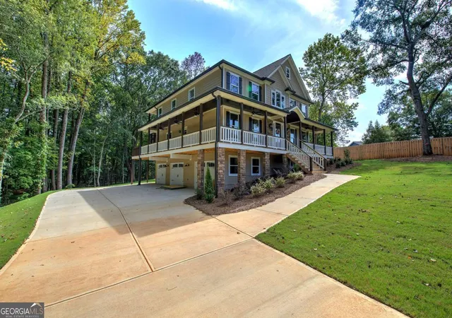 Photo 4 of Single family home for sale at 10 Dove Pointe, Euharlee, GA 30145 | MLS# 10602078 | Listing updated on 2026-09-29