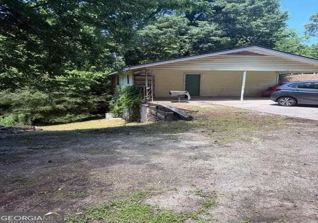 Photo 3 of Single family home for sale at 5906 Oakdale Rd, Mableton, GA 30126 | MLS# 10790543 | Listing updated on 2026-08-28