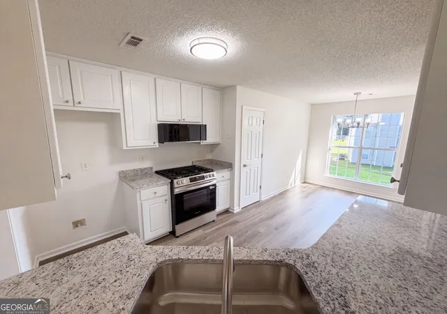 Photo 2 of Single family home for sale at 1088 Meadow Glen Cir, Fairburn, GA 30213 | MLS# 10833368 | Listing updated on 2026-09-27
