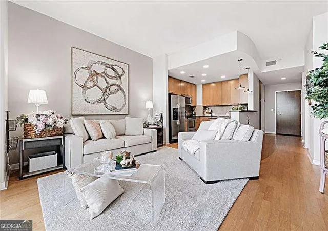 Photo 3 of Condo for sale at 3300 Windy Ridge Pkwy SE #1314, Atlanta, GA 30339 | MLS# 10785876 | Listing updated on 2026-09-23