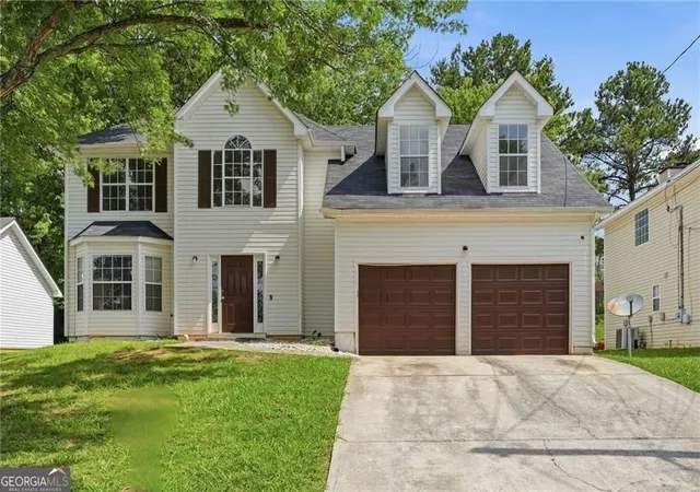 1st image of 6392 Phillips Ct, Lithonia, GA 30058 | MLS# 10782828