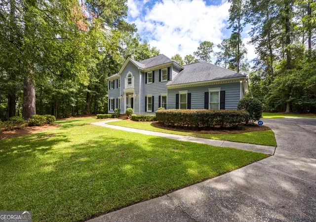 Photo 2 of Sale Pending at 103 Hanover Pl, Macon, GA 31210 | MLS# 10591921 | Listing updated on 2025-11-06