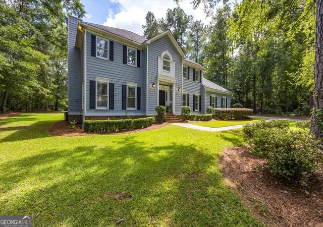 Photo 3 of Sale Pending at 103 Hanover Pl, Macon, GA 31210 | MLS# 10591921 | Listing updated on 2025-11-06