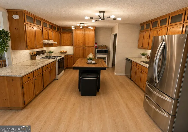 Photo 3 of Single family home for sale at 453 Turnberry Dr, Hiram, GA 30141 | MLS# 10814482 | Listing updated on 2026-08-27