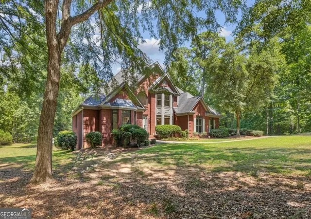 Photo 3 of Single family home for sale at 35 Cornish Trace Dr, Covington, GA 30014 | MLS# 10829572 | Listing updated on 2026-09-04