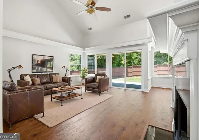 2nd image of 2293 Collinworth Dr, Marietta, GA 30062 | MLS# 10803197